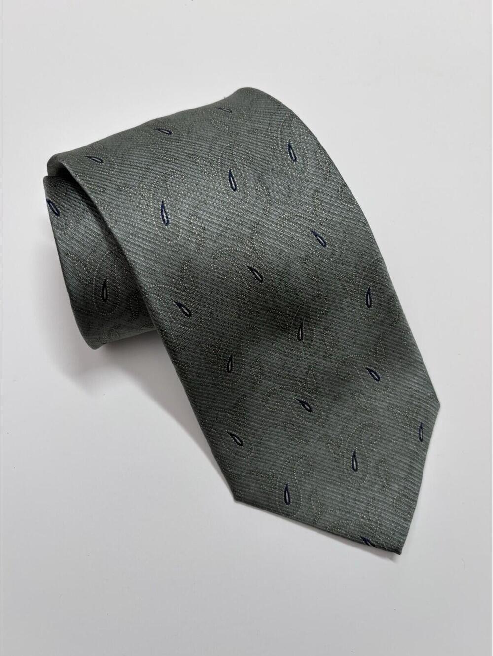 Nautica 100% Silk Tie In Sage Green Paisley